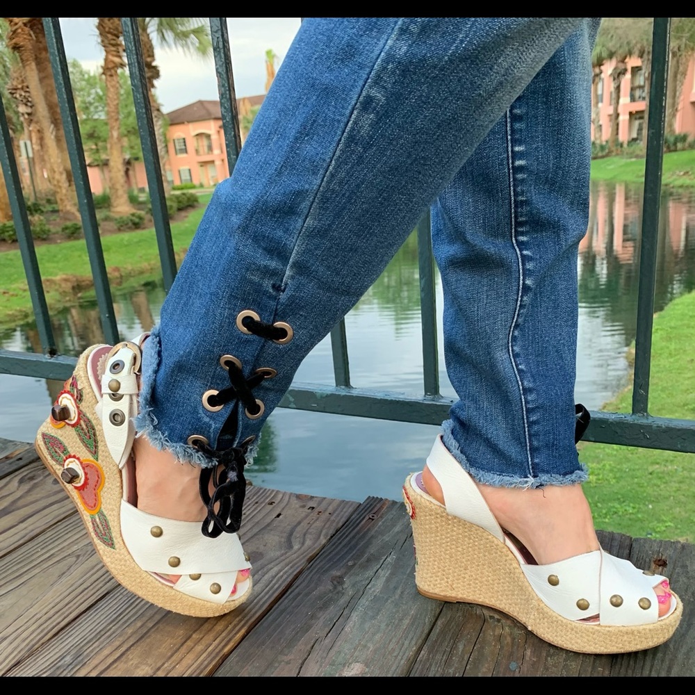 Pan Tulipani Embellished Wedge Sandals. - Picture 6 of 17